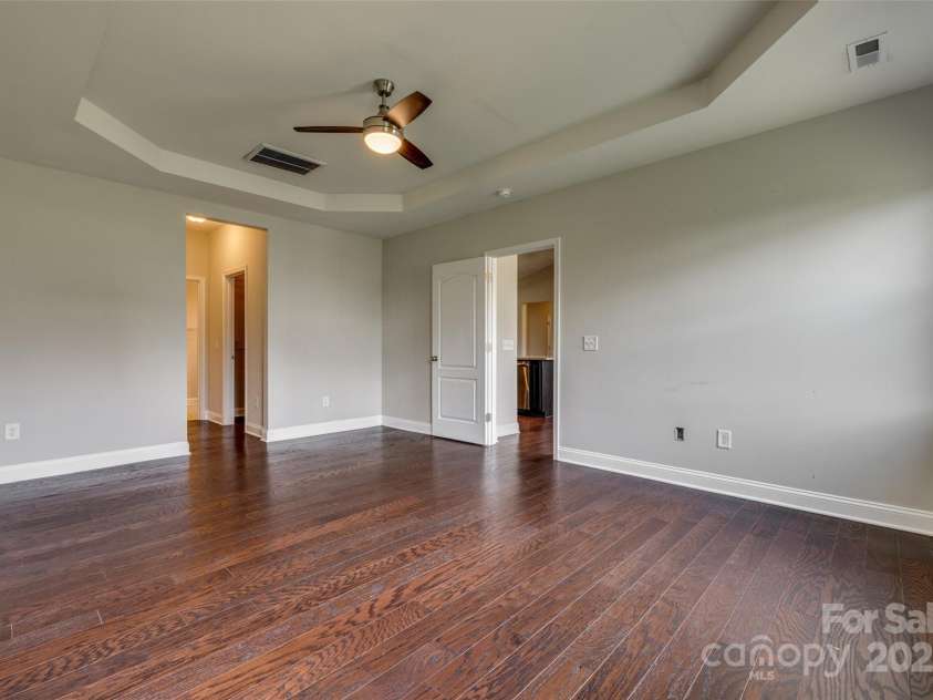 4926 Trayton Avenue, Gastonia, NC 28056.  MLS# CAR4250223, YatesRealty ID 17879. Primary Bedroom Suite