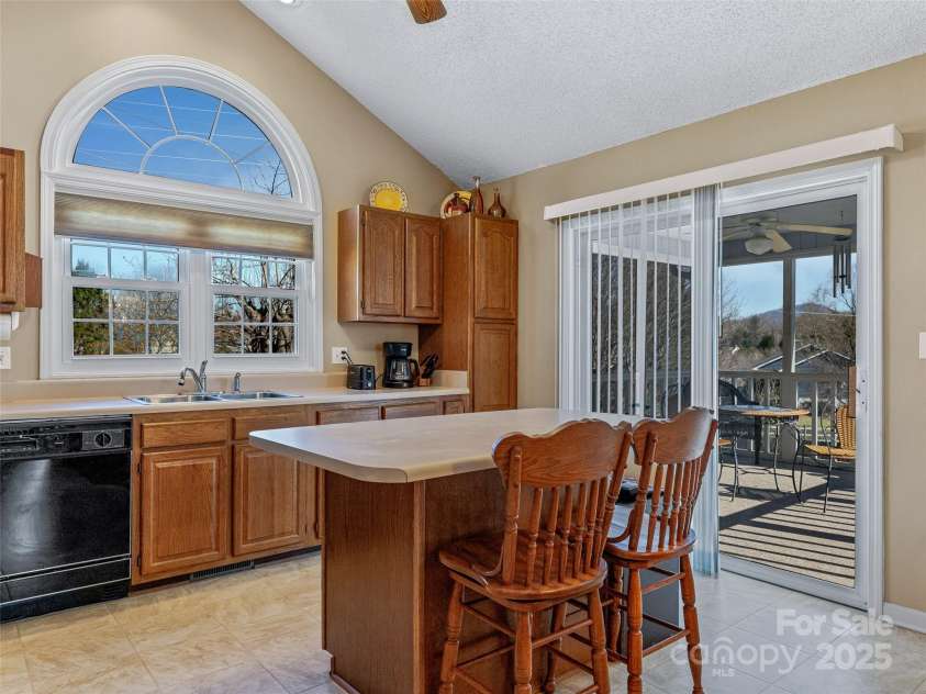 1 Sheldon Lane, Arden, NC 28704.  MLS# CAR4226905, YatesRealty ID 1788. 