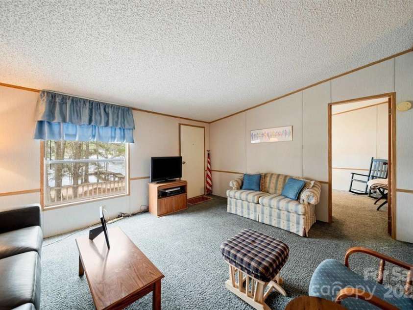 2342 Beaver Creek Road, Camden, SC 29020.  MLS# CAR4244938, YatesRealty ID 1788. 