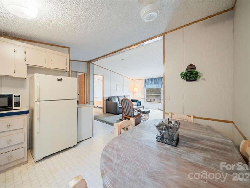 2342 Beaver Creek Road, Camden, SC 29020.  MLS# CAR4244938, YatesRealty ID 1788. 