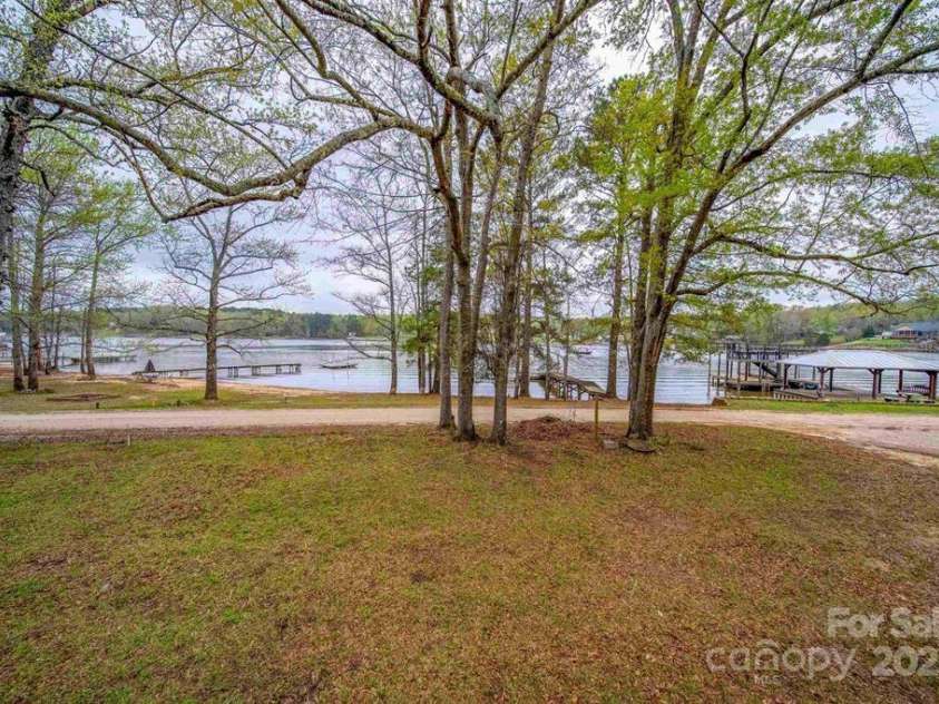 2342 Beaver Creek Road, Camden, SC 29020.  MLS# CAR4244938, YatesRealty ID 1788. 