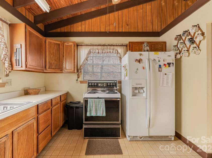2650 Secluded Valley Road, Marshall, NC 28753.  MLS# CAR4324668, YatesRealty ID 1788. 