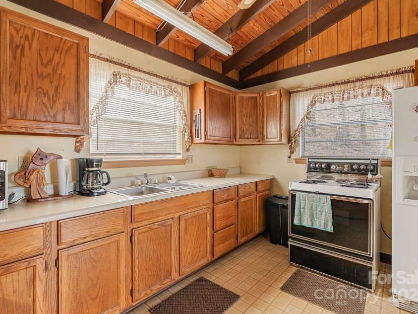 2650 Secluded Valley Road, Marshall, NC 28753.  MLS# CAR4324668, YatesRealty ID 1788. 