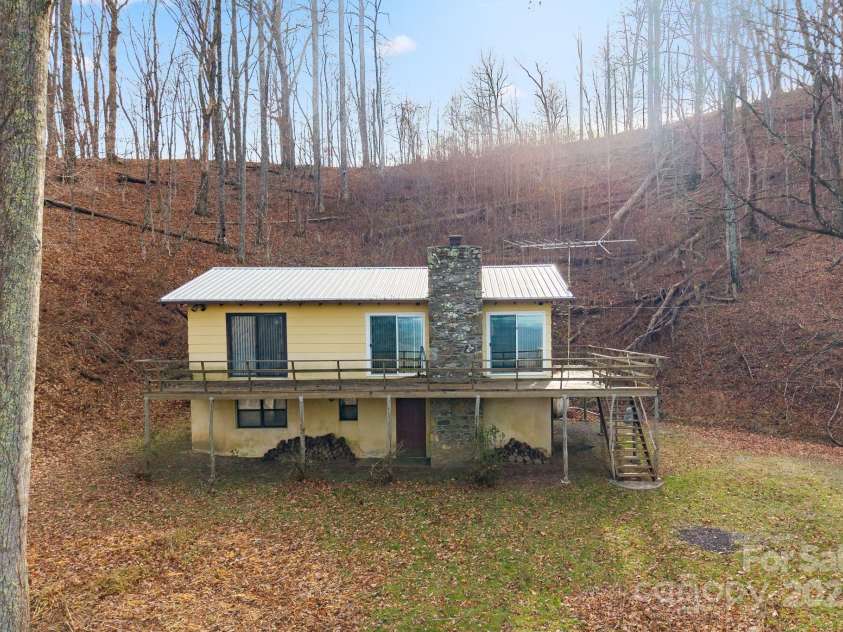 2650 Secluded Valley Road, Marshall, NC 28753.  MLS# CAR4324668, YatesRealty ID 1788. 