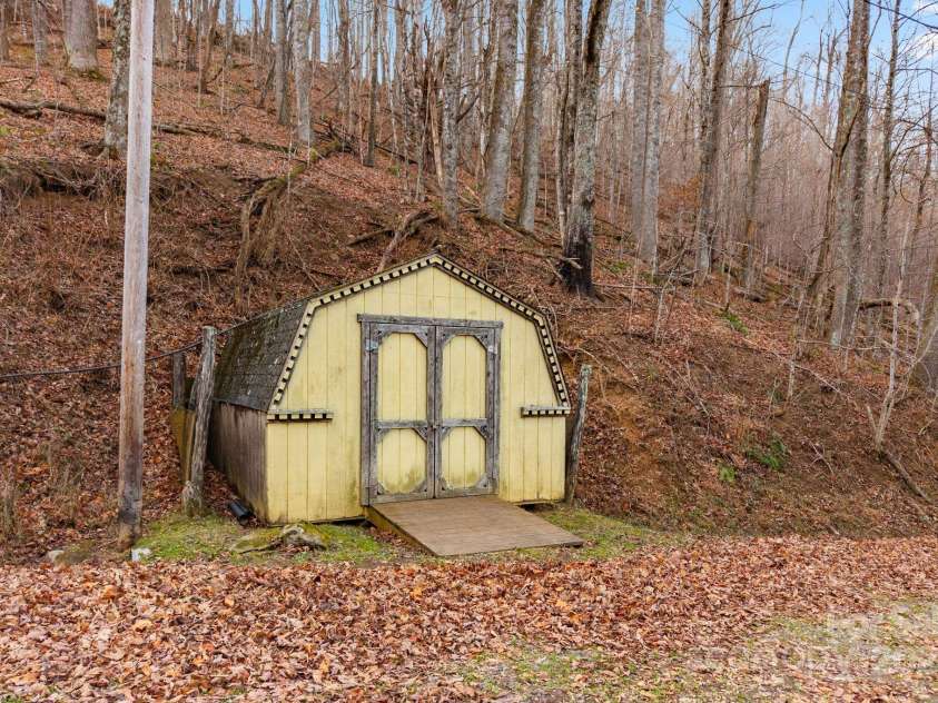 2650 Secluded Valley Road, Marshall, NC 28753.  MLS# CAR4324668, YatesRealty ID 1788. 