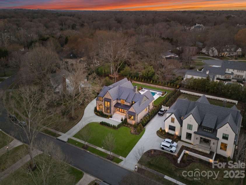 2103 Cortelyou Road, Charlotte, NC 28211.  MLS# CAR4214661, YatesRealty ID 17880. Aerial 