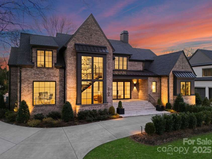 2103 Cortelyou Road, Charlotte, NC 28211.  MLS# CAR4214661, YatesRealty ID 17880. Side Twilight