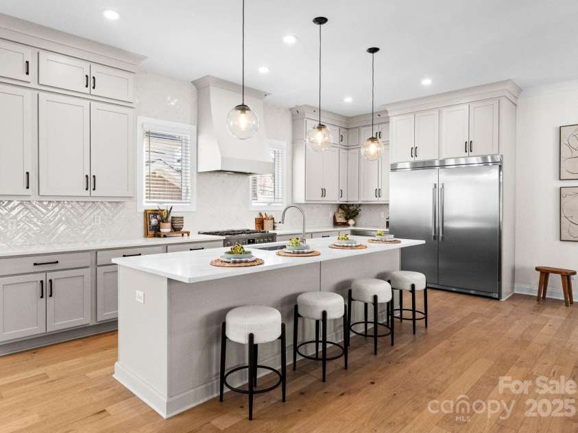 4207 Walker Road, Charlotte, NC 28211.  MLS# CAR4226946, YatesRealty ID 17881. 