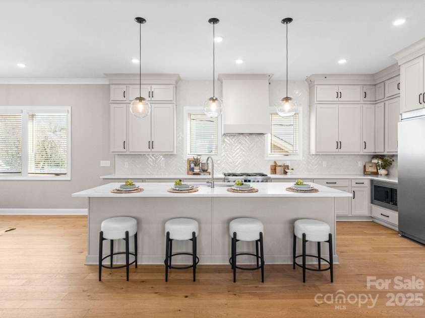4207 Walker Road, Charlotte, NC 28211.  MLS# CAR4226946, YatesRealty ID 17881. 