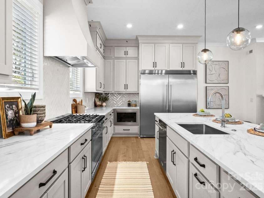 4207 Walker Road, Charlotte, NC 28211.  MLS# CAR4226946, YatesRealty ID 17881. 