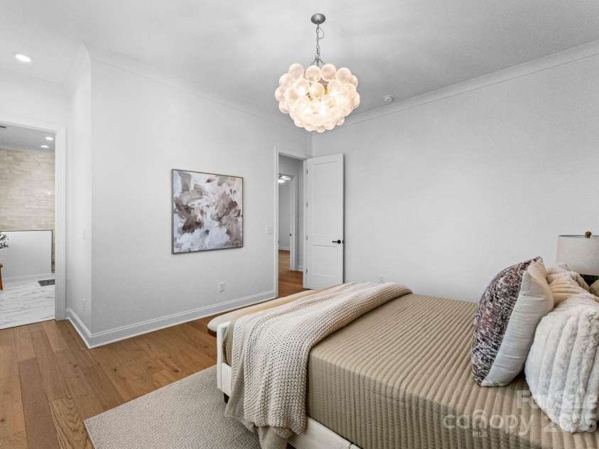 4207 Walker Road, Charlotte, NC 28211.  MLS# CAR4226946, YatesRealty ID 17881. 