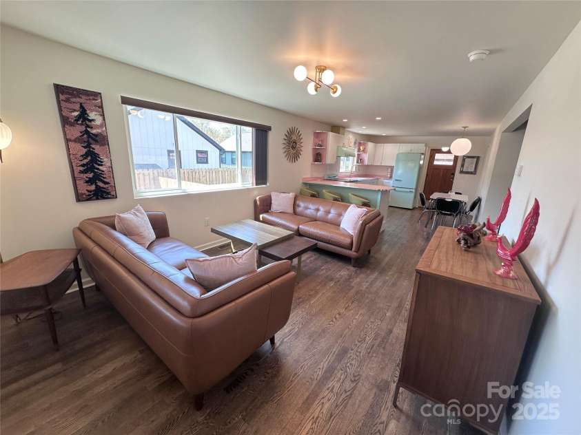 219 Flat Creek Road, Black Mountain, NC 28711.  MLS# CAR4247409, YatesRealty ID 17883. 