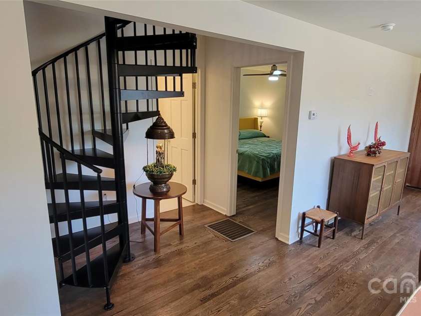 219 Flat Creek Road, Black Mountain, NC 28711.  MLS# CAR4247409, YatesRealty ID 17883. 