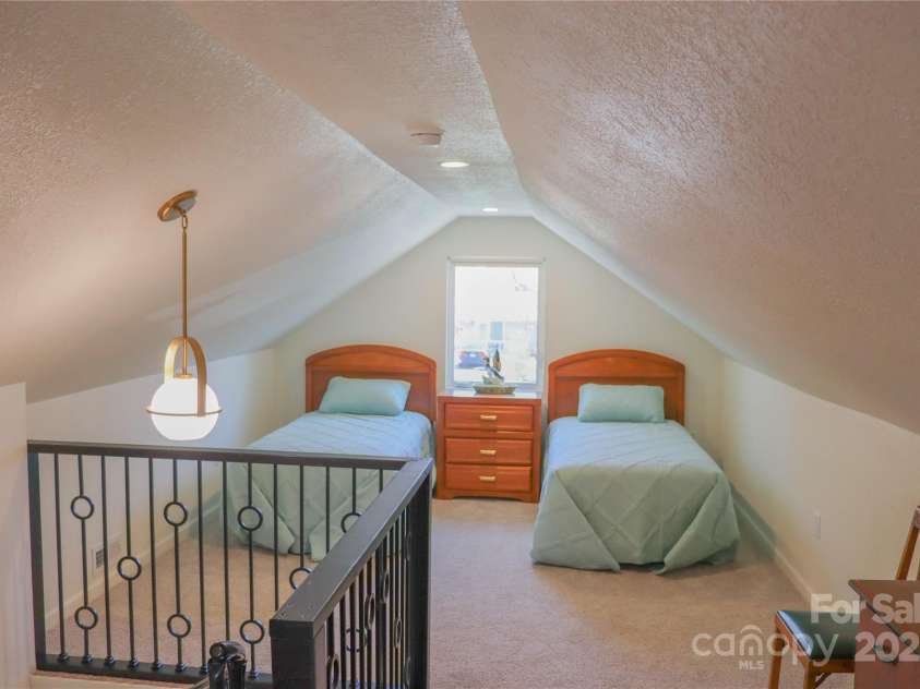 219 Flat Creek Road, Black Mountain, NC 28711.  MLS# CAR4247409, YatesRealty ID 17883. 