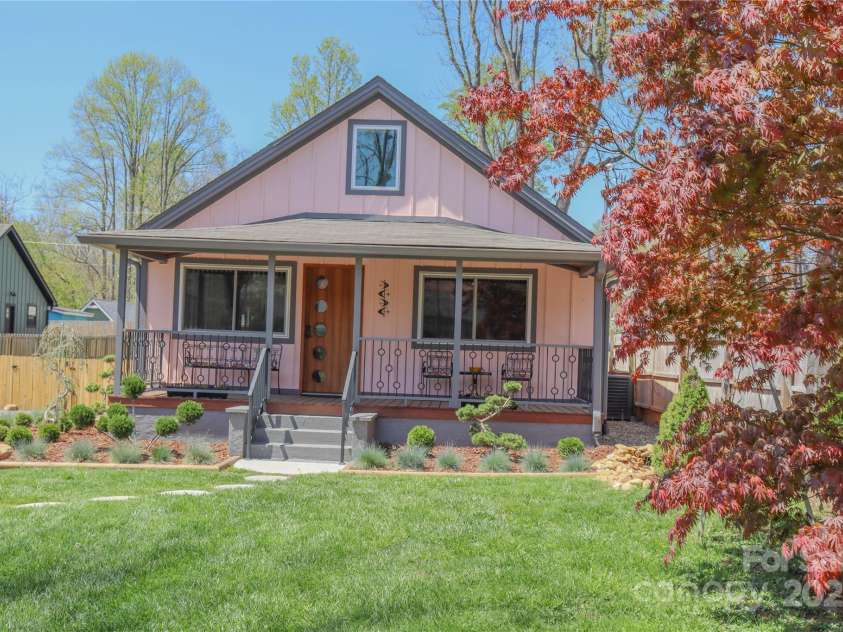 219 Flat Creek Road, Black Mountain, NC 28711.  MLS# CAR4247409, YatesRealty ID 17883. 