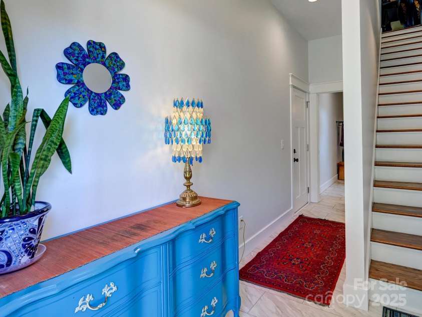 18 Covington Street, Asheville, NC 28806.  MLS# CAR4249080, YatesRealty ID 17884. 