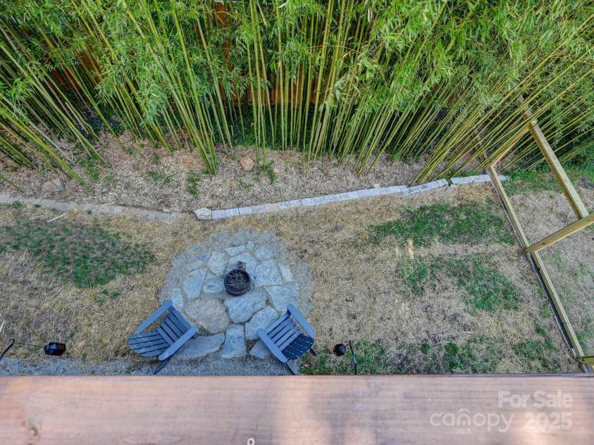 18 Covington Street, Asheville, NC 28806.  MLS# CAR4249080, YatesRealty ID 17884. 