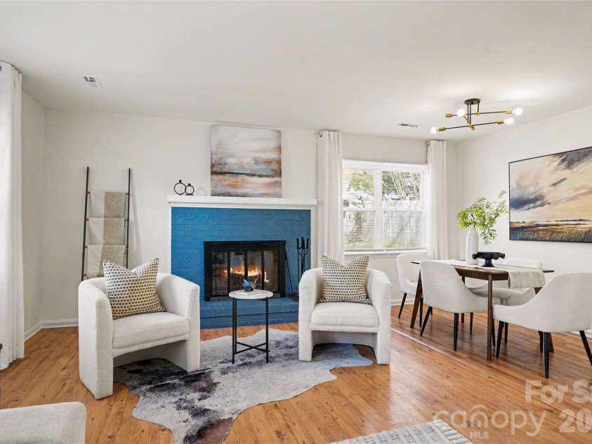 8205 Meadowind Circle, Charlotte, NC 28226.  MLS# CAR4353063, YatesRealty ID 17884. 