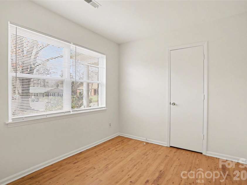 8205 Meadowind Circle, Charlotte, NC 28226.  MLS# CAR4353063, YatesRealty ID 17884. 