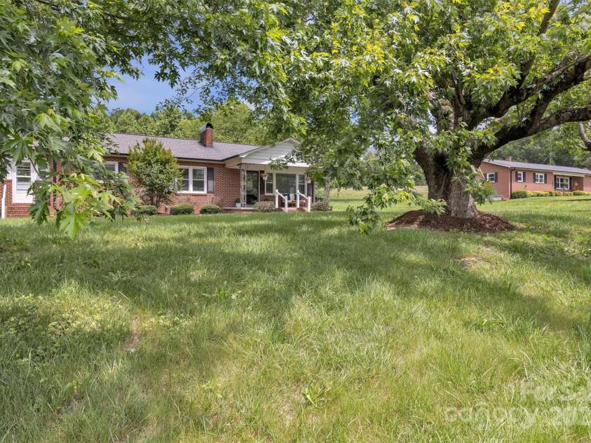 1770 NC 90 Highway, Taylorsville, NC 28681.  MLS# CAR4258043, YatesRealty ID 17885. 