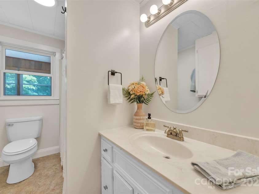 1770 NC 90 Highway, Taylorsville, NC 28681.  MLS# CAR4258043, YatesRealty ID 17885. 