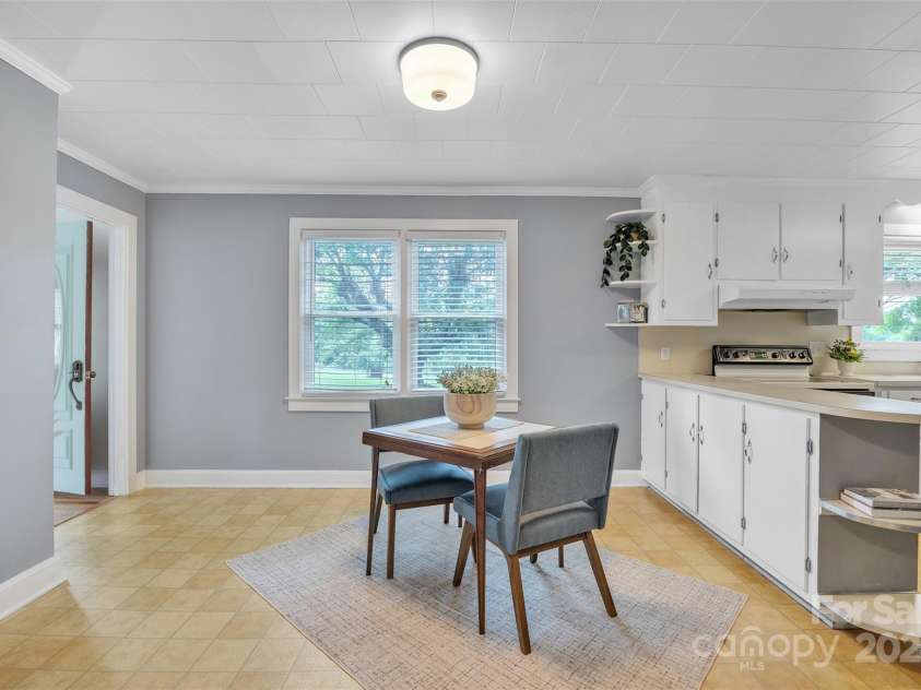 1770 NC 90 Highway, Taylorsville, NC 28681.  MLS# CAR4258043, YatesRealty ID 17885. Dining Area