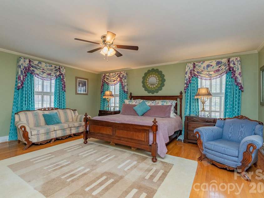 403 Weaver Drive, Lexington, NC 27292.  MLS# CAR4355217, YatesRealty ID 17886. Primary Bedroom