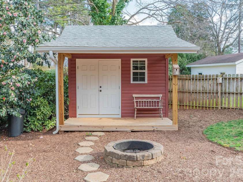 403 Weaver Drive, Lexington, NC 27292.  MLS# CAR4355217, YatesRealty ID 17886. Spacious outdoor tool shed