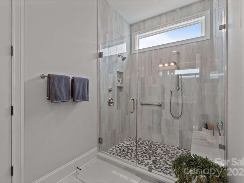 7010 Brush Creek, Monroe, NC 28110.  MLS# CAR4257864, YatesRealty ID 17886. Luxury Bath 
