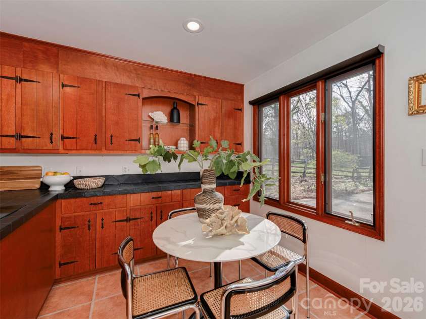 7244 Terrace Drive, Charlotte, NC 28211.  MLS# CAR4357695, YatesRealty ID 17887. 