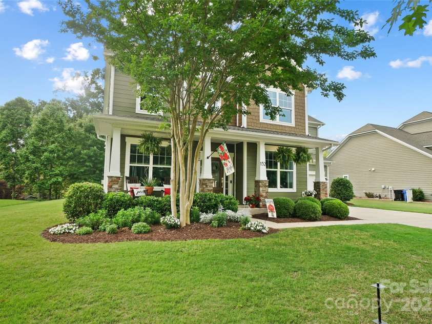 132 Flora Vista Drive, Mooresville, NC 28117.  MLS# CAR4258378, YatesRealty ID 17888. 