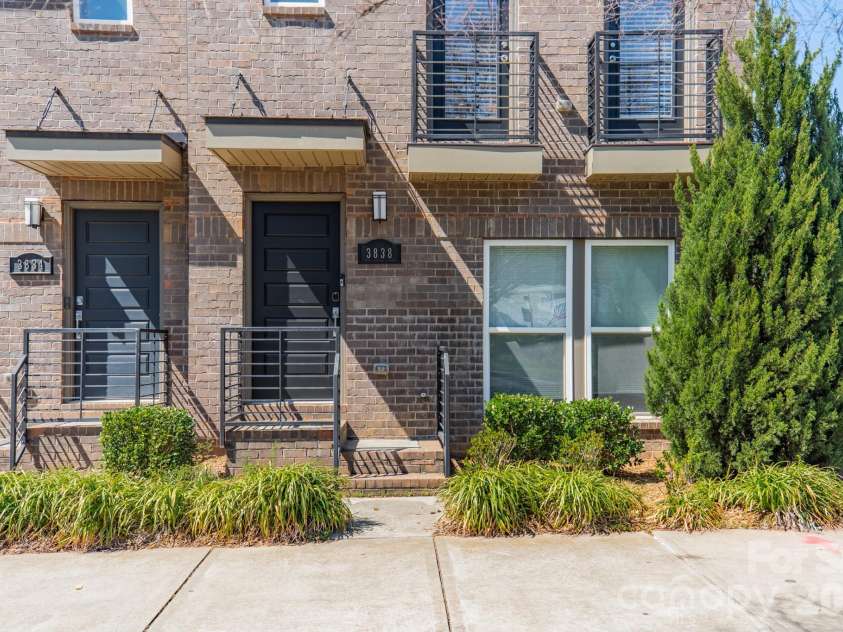 3838 Sky Haven Drive, Charlotte, NC 28209.  MLS# CAR4357626, YatesRealty ID 17889. 