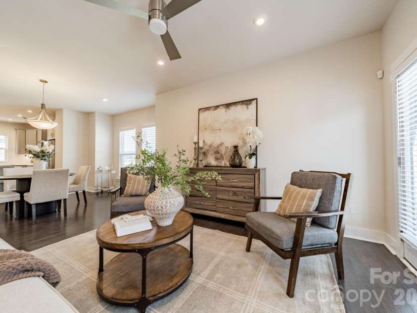 3838 Sky Haven Drive, Charlotte, NC 28209.  MLS# CAR4357626, YatesRealty ID 17889. 