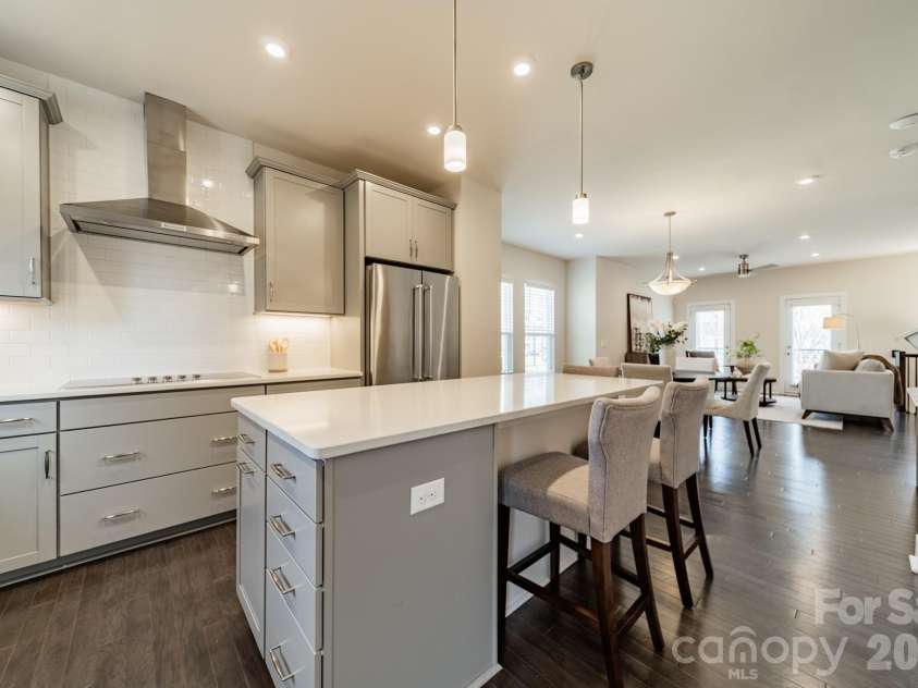 3838 Sky Haven Drive, Charlotte, NC 28209.  MLS# CAR4357626, YatesRealty ID 17889. 