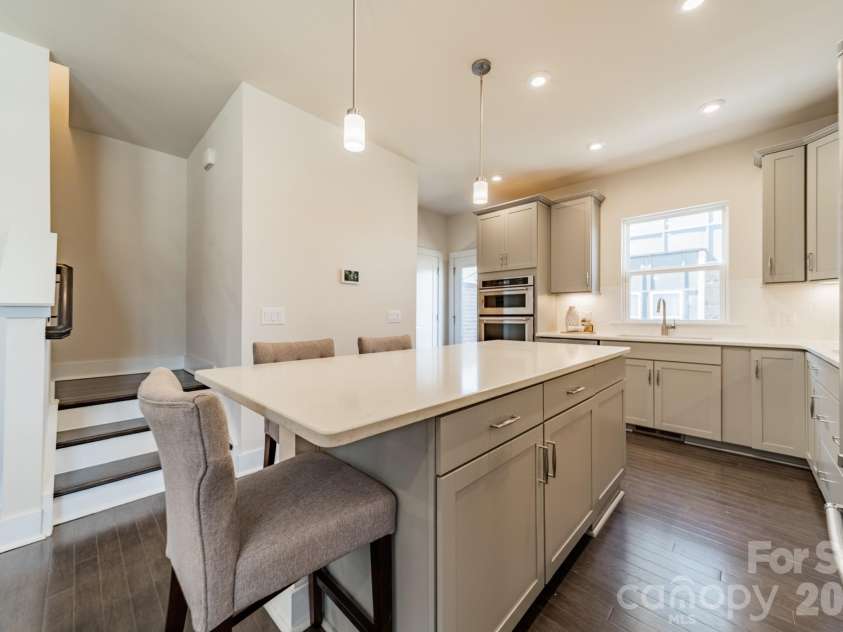 3838 Sky Haven Drive, Charlotte, NC 28209.  MLS# CAR4357626, YatesRealty ID 17889. 