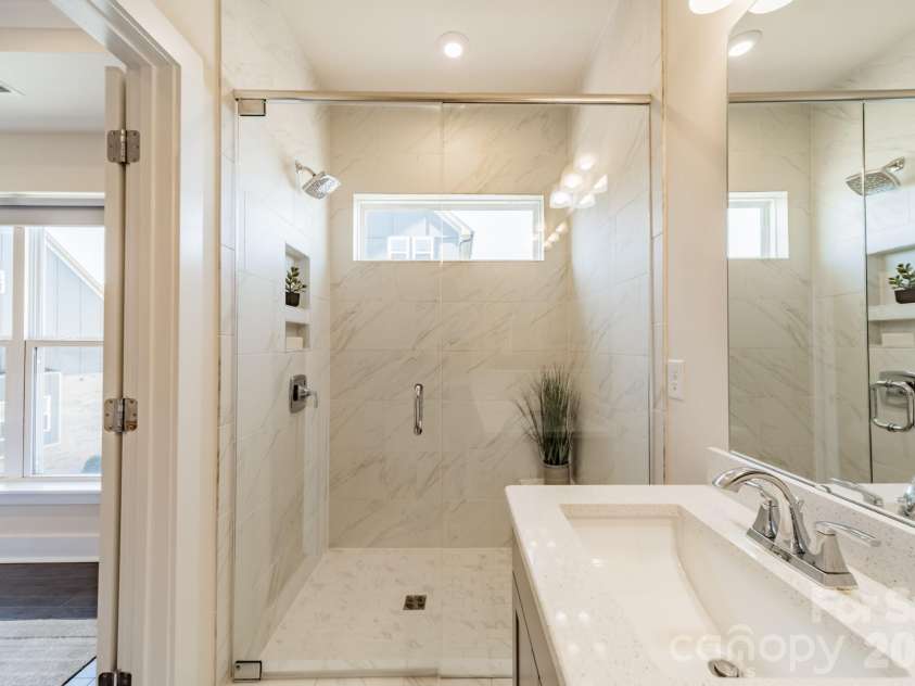 3838 Sky Haven Drive, Charlotte, NC 28209.  MLS# CAR4357626, YatesRealty ID 17889. 