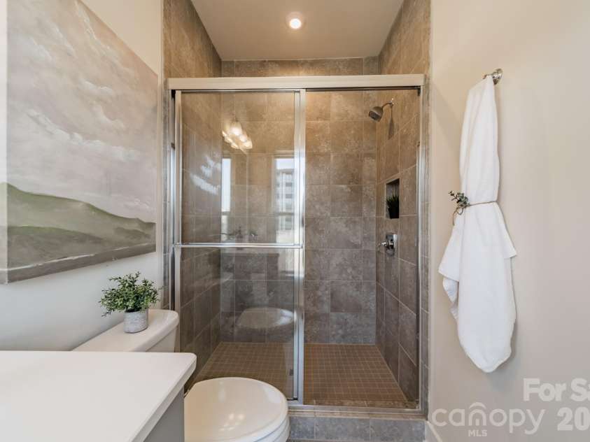3838 Sky Haven Drive, Charlotte, NC 28209.  MLS# CAR4357626, YatesRealty ID 17889. 