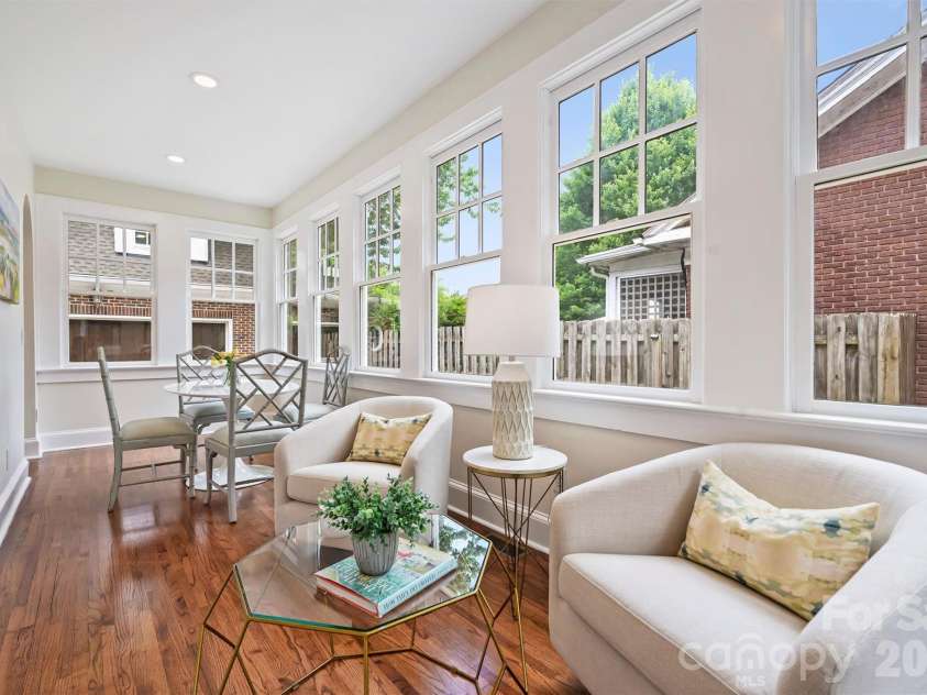 2126 Dilworth Road, Charlotte, NC 28203.  MLS# CAR4392401, YatesRealty ID 1789. 