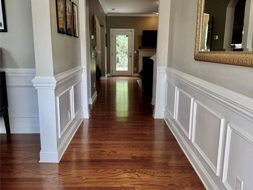 3678 Privette Road, Matthews, NC 28104.  MLS# CAR4258856, YatesRealty ID 17890. Foyer