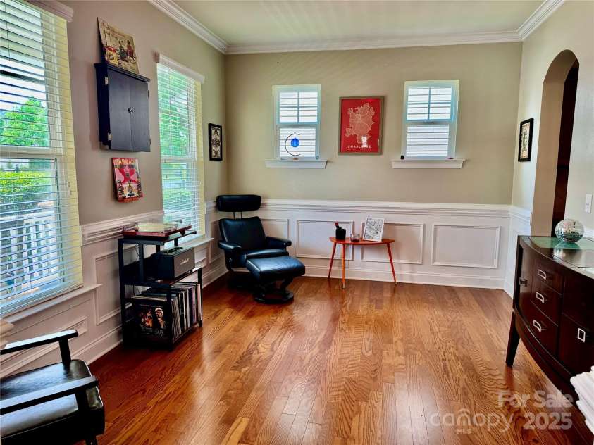 3678 Privette Road, Matthews, NC 28104.  MLS# CAR4258856, YatesRealty ID 17890. Living room