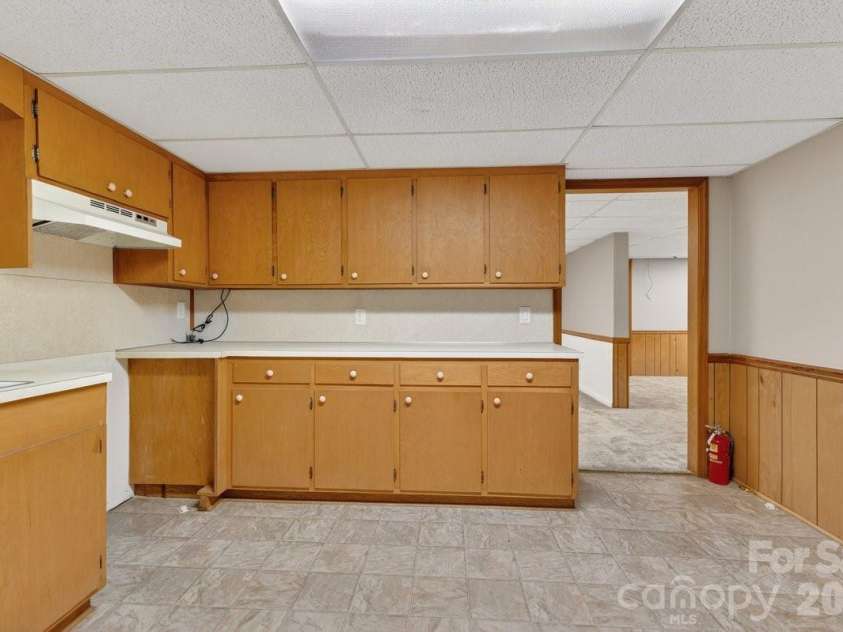 3600 Davidson Highway, Concord, NC 28027.  MLS# CAR4366218, YatesRealty ID 17893. Kitchen/Basement