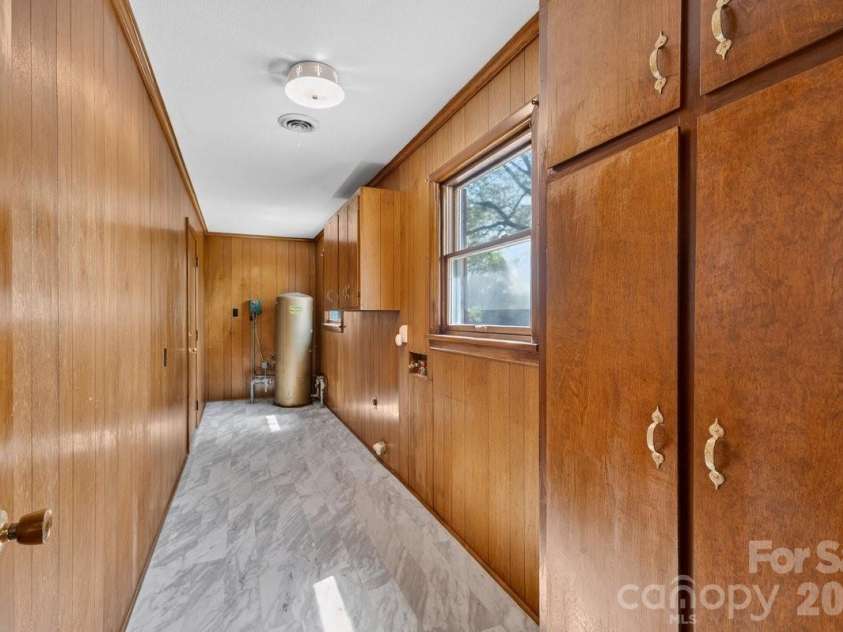 3600 Davidson Highway, Concord, NC 28027.  MLS# CAR4366218, YatesRealty ID 17893. Laundry