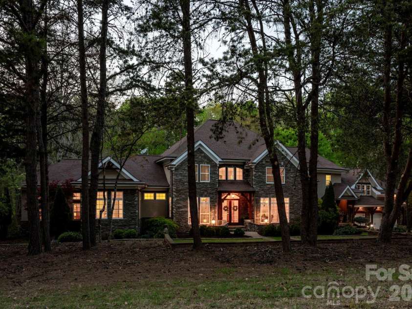 14504 Henry Harrison Stillwell Drive, Huntersville, NC 28078.  MLS# CAR4364698, YatesRealty ID 17894. 