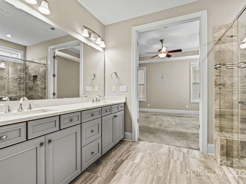 7362 Overjoyed Crossing, Charlotte, NC 28215.  MLS# CAR4259444, YatesRealty ID 17894. 