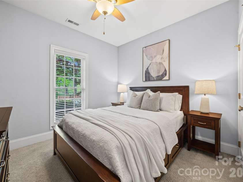 1109 Moray Court, Charlotte, NC 28211.  MLS# CAR4366291, YatesRealty ID 17896. 