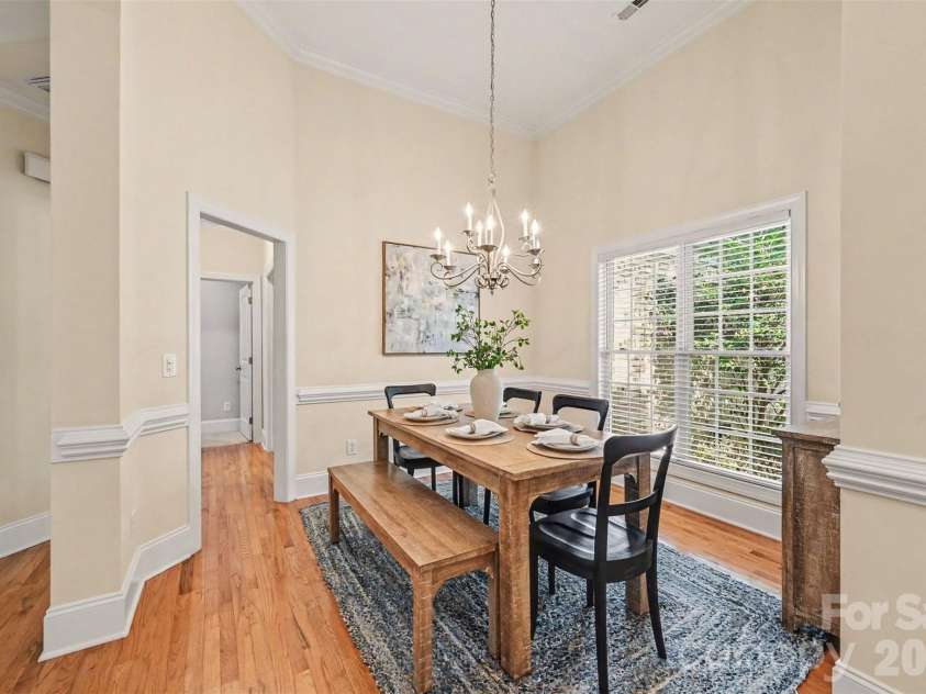 1109 Moray Court, Charlotte, NC 28211.  MLS# CAR4406142, YatesRealty ID 17896. Dining Room