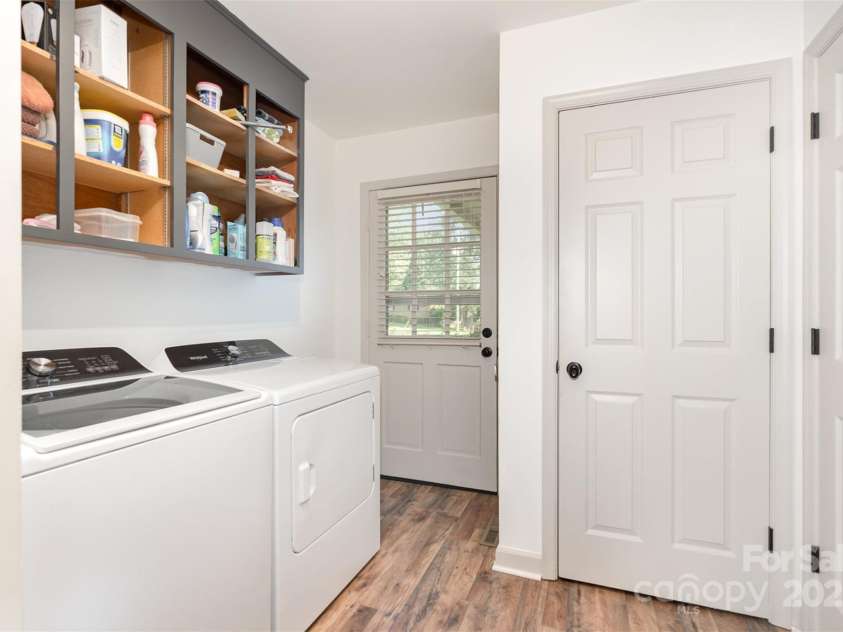 400 Westover Drive, Monroe, NC 28112.  MLS# CAR4266919, YatesRealty ID 17896. 