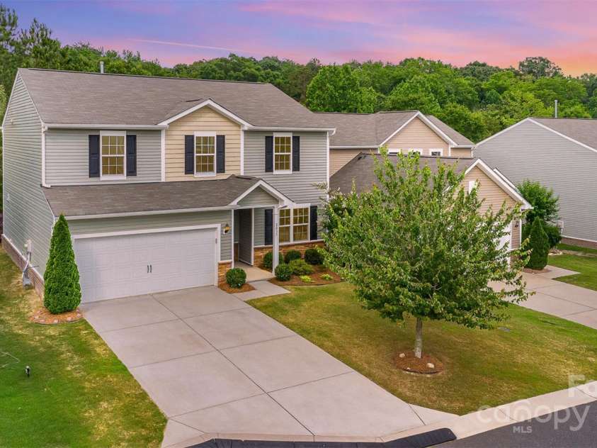 2037 Christopher Wood Court, Fort Mill, SC 29707.  MLS# CAR4267837, YatesRealty ID 17897. 