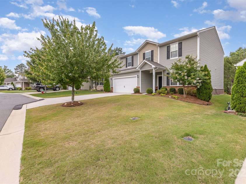 2037 Christopher Wood Court, Fort Mill, SC 29707.  MLS# CAR4267837, YatesRealty ID 17897. 