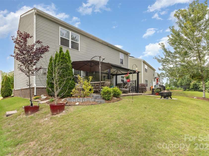2037 Christopher Wood Court, Fort Mill, SC 29707.  MLS# CAR4267837, YatesRealty ID 17897. 